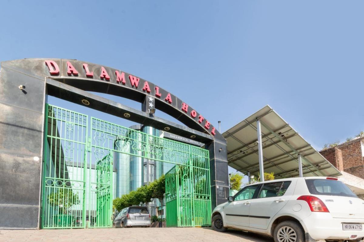 Dalamwala Hotel Jind Exteriér fotografie